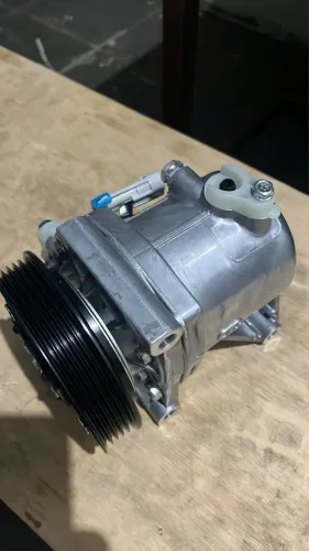Compressor de ar condicionado Fiat palio