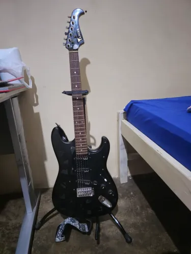 Guitarra eagle stm-771 stratocaster