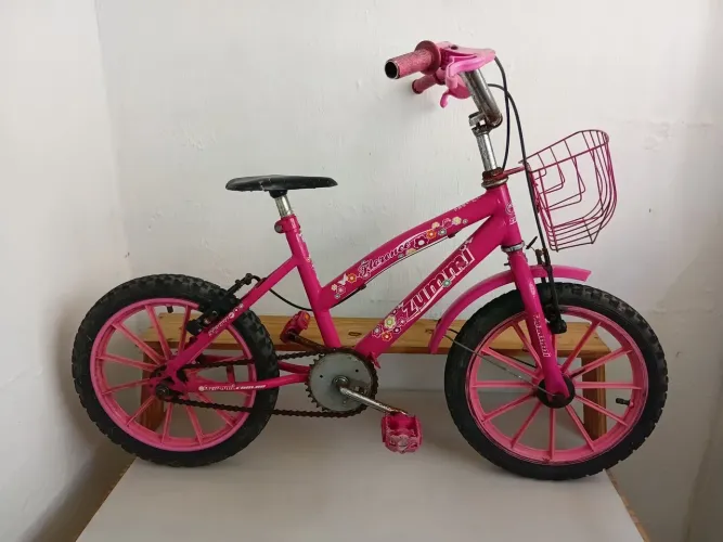 Bicicleta infantil zummi em ótimo estado 