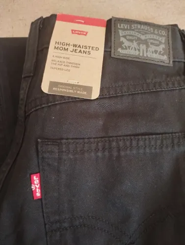 Calça Levis High Waisted Mom Jeans