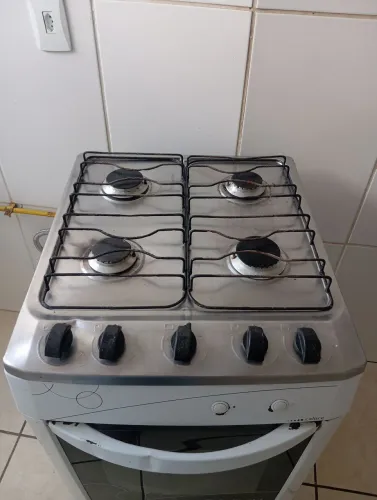 Desapego fogão 4 bocas 