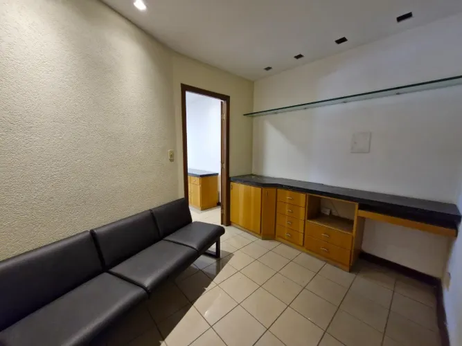 SALA COMERCIAL 26 METROS A VENDA NA SERRA