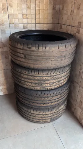 Pneu 19 235/45 XBRI