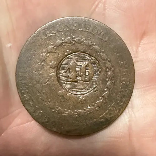 Moeda antiga de 1829.