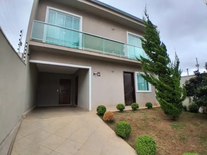 Sobrado em Santa Felicidade | 100% Mobiliado, Ar Condicionado, É Entrar e Morar + Aceita C