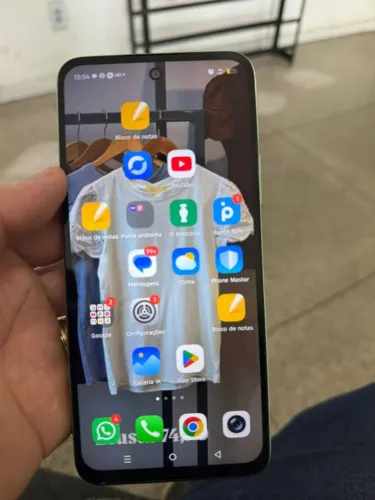 Infinix Hot 60i Semi novo com garantia ate Dezembro Câmera 50MP. Acompanha caixa e documen
