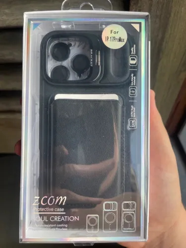 Capas iPhone 17 pro Max lacrada