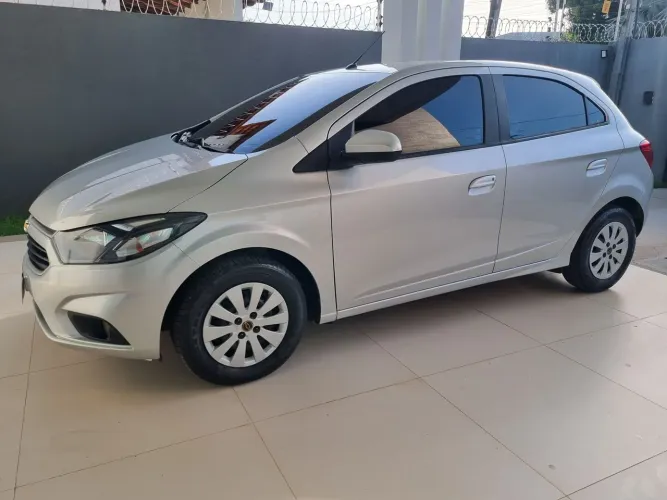 Chevrolet Onix Hatch LT 1.4 8V Flex Mec. 4P 2018