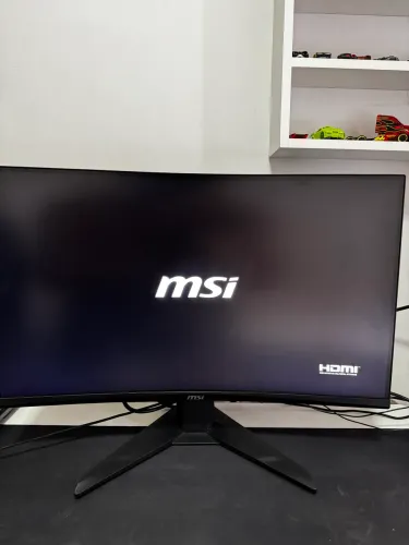 Monitor Gamer Curvo MSI MAG 27" FHD 280Hz 0.5ms
