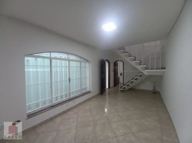 Vendo ou alugo casa com 3 quartos no Belém.