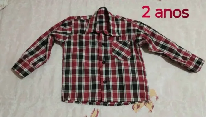 Camisas infantis