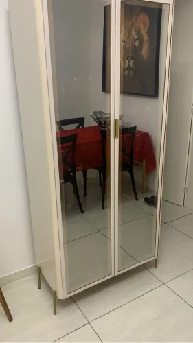 CRISTALEIRA 02 PORTAS MDF COM ESPELHO E LED