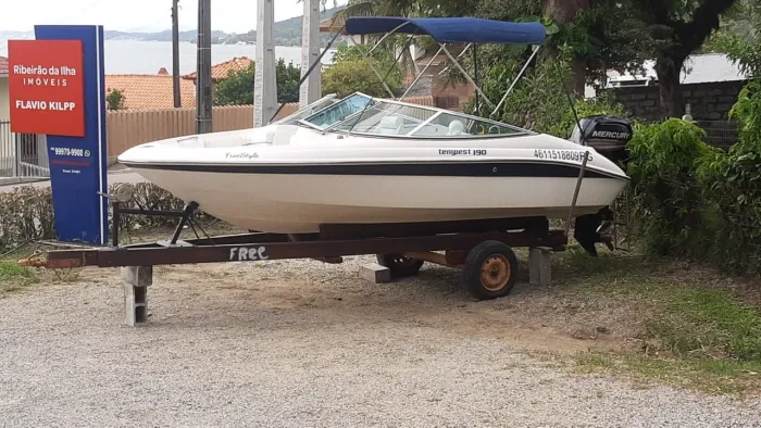 Lancha Tempest 19' Mercury 115, 4 T, ano 2015