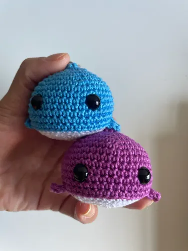 Chaveiros personalizados em crochê