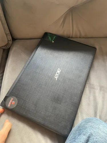 Notebook aspire 3 novo pouco uso