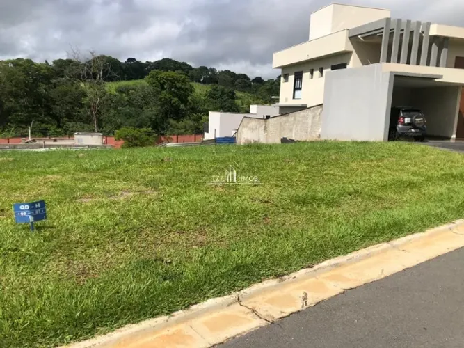 Lote no Jardins Barcelona, Vista definitiva, Quitado e Registrado - com 567,75 m² -