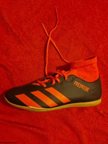 Chuteira Adidas Predator Tamanho 42 Perfeito Estado