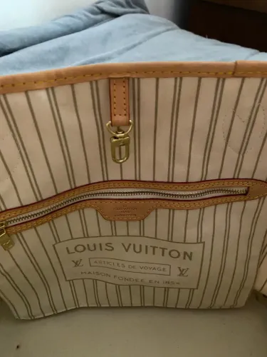 Louis Vuitton Neverfull M