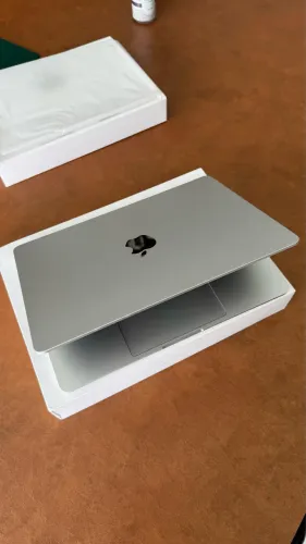 Macbook Air M2 8/256