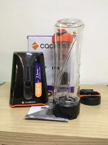 Blender Zoop Contrast Collection Cadence c/ 2 Jarras 220V - NOVO