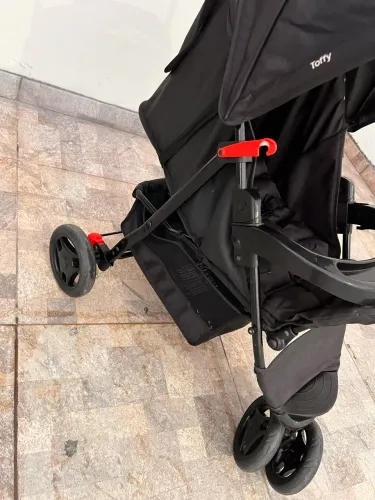 Vende-se carrinho de bebê em ótimo estado de conservação