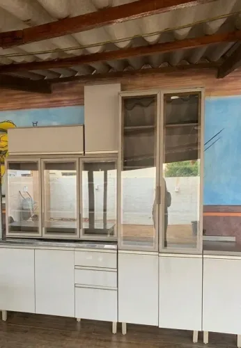 Cozinha modular modelo HENN Connect