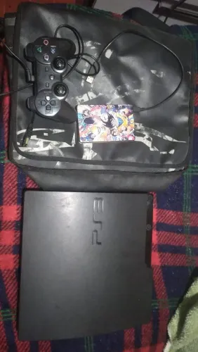 Vendo play 3 com card com mais de 3 mil jogos 