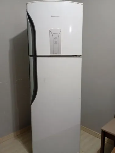 Geladeira Panasonic (motor parou de funcionar)