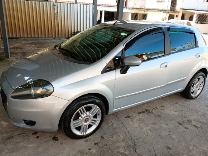 Fiat Punto ELX 1.4 Fire Flex 8V 5P 2008