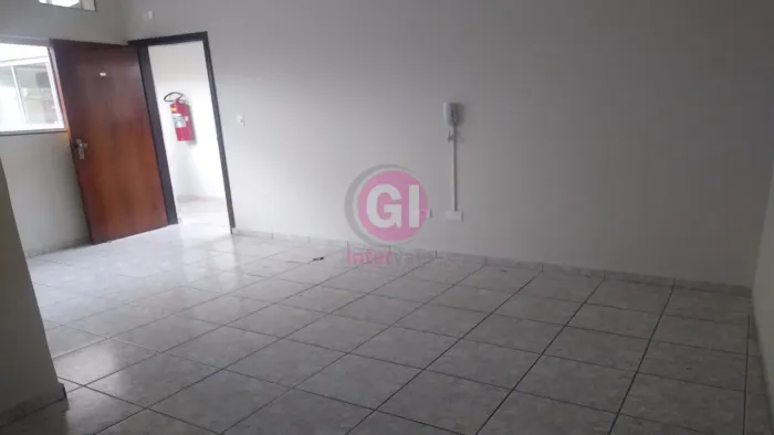 SALA COMERCIAL em JACAREÍ - SP, CENTRO