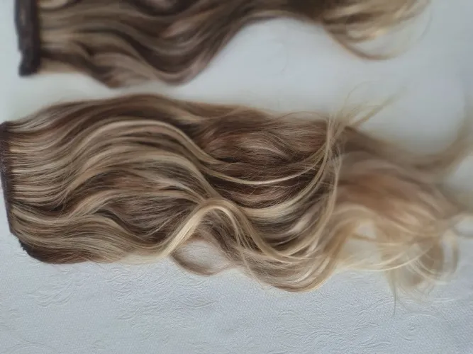 Cabelos lindos, todos eram de crianças. Precinho de oportunidade.