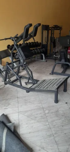 Hack squat tubular profissional valor 8 mil