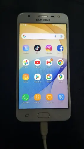 Samsung j5 prime .