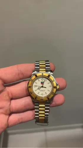 Tag Heuer Professional Quartz