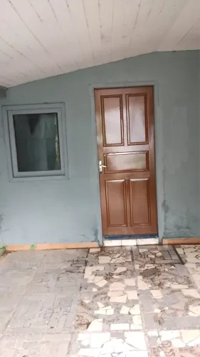 Alugo casa cic/ capão raso