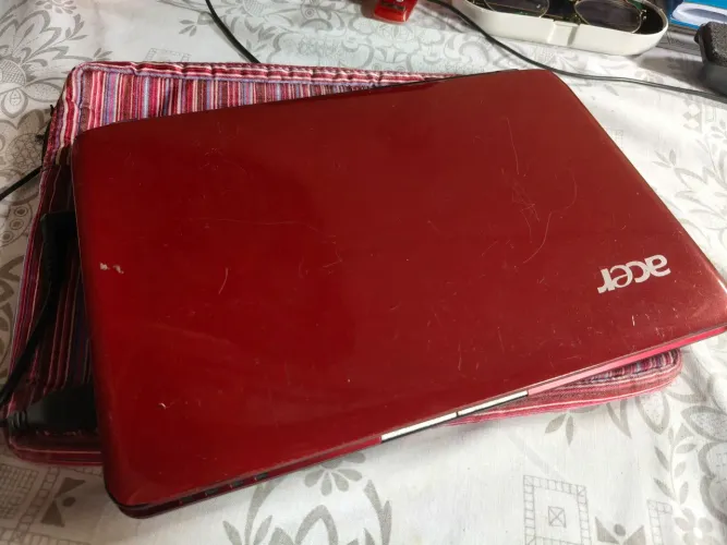 Notebook Acer Aspire One - ideal para estudos