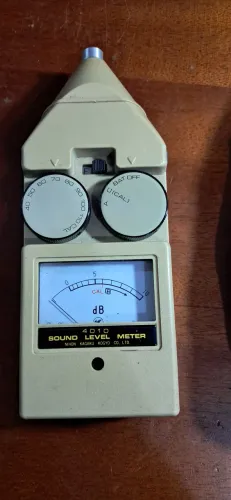 Medidor de Decibéis sound levei meter 4010 relíquia