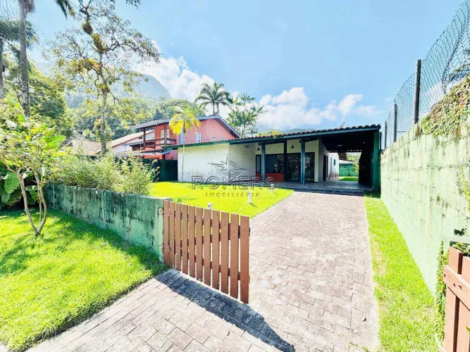 Casa de Condomínio com 5 quartos, Praia do Lázaro, Ubatuba - R$ 1.9 mi, Cod: 2951