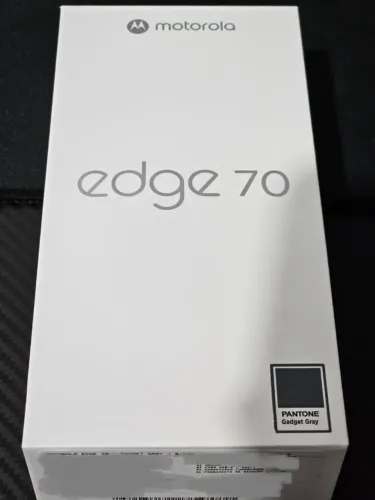 Smartphone Motorola Edge 70 Fusion 5g 256gb - Grafite, 24gb (8GB Ram + Boost) NOVO LACRADO