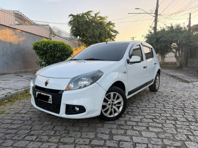Renault Sandero Expression Hi-flex 1.0 16V 5P 2014