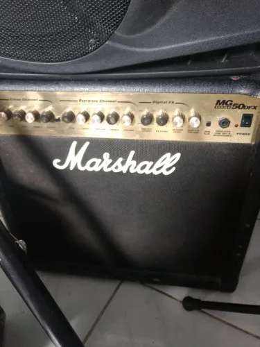 AMPLIFICADOR MARSHALL 50W