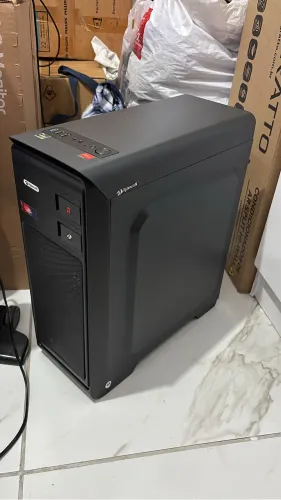 Gabinete Aero cool usado
