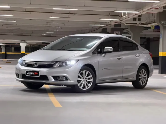 Honda Civic Sedan LXR 2.0 Flexone 16V Aut. 4P 2014
