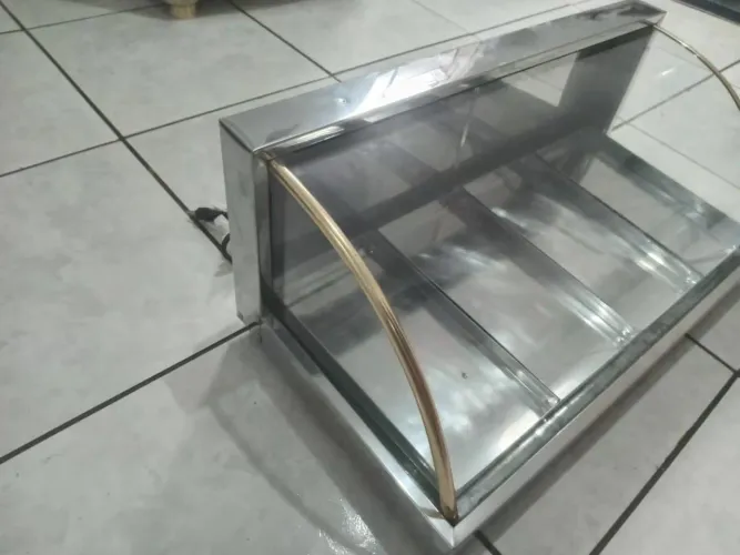 Estufa para lanchonete com quatro bandejas