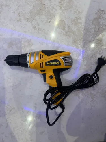 Parafusadeira e Furadeira Nakkan 220v 450w