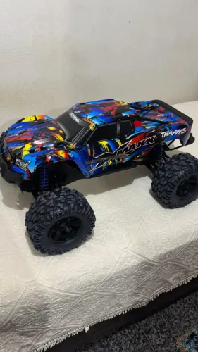 Automodelo Traxxas X-Maxx 8s Monster Truck Elétrico