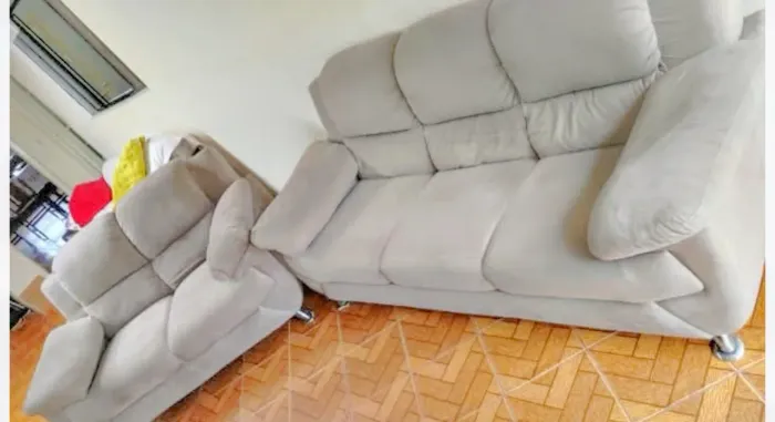 Sofá 3 e 2 lugares