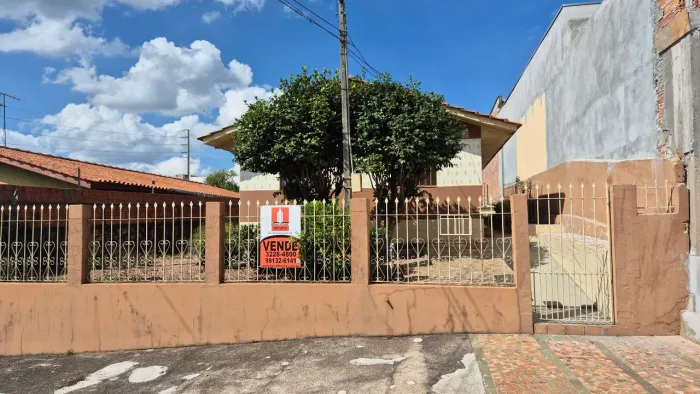 Vende-se terreno na região central