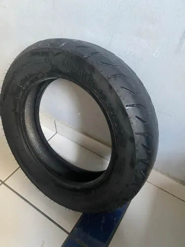 Pneu scooter pirelli Aro 12 (pouco uso)