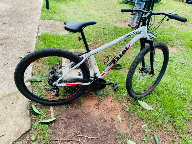 Bicicleta Caloi Vulcan Aro 29